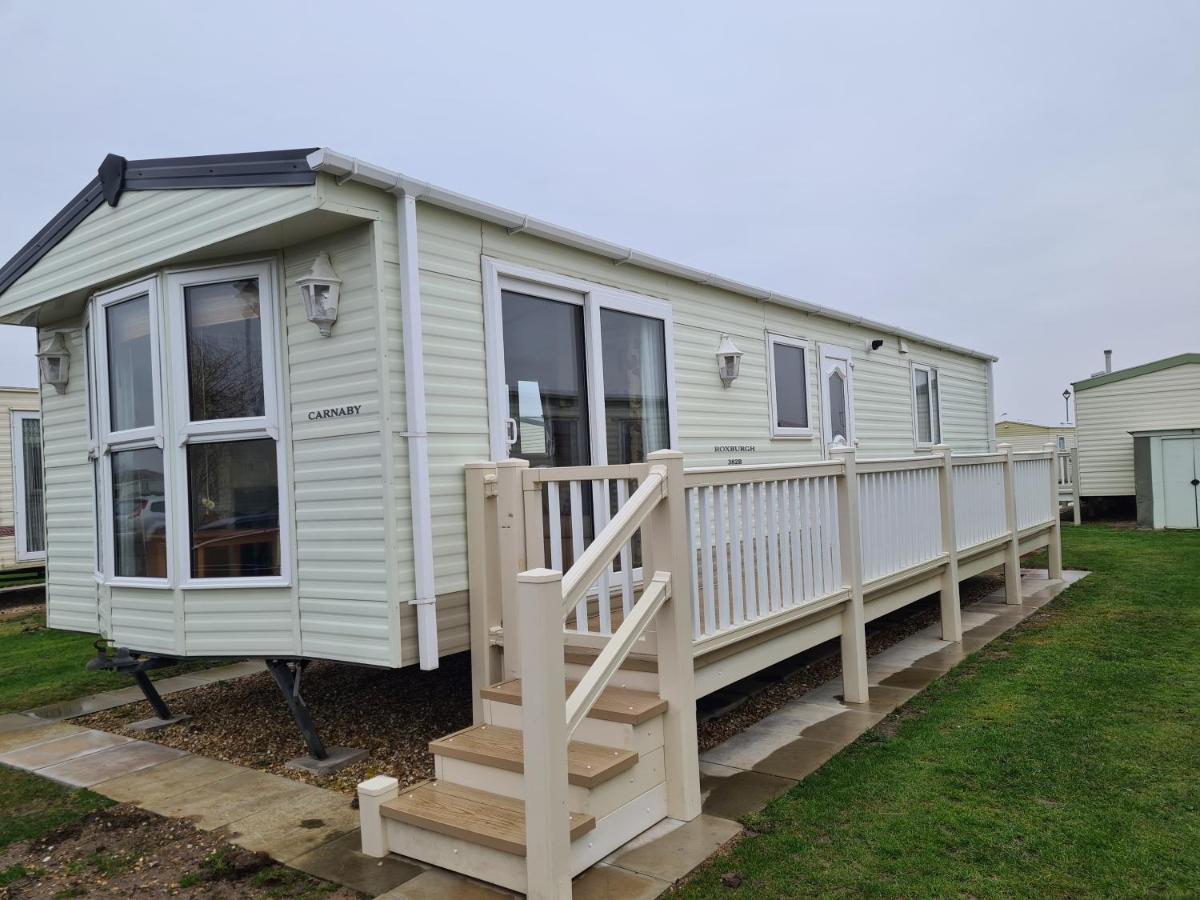 6 Berth Central Heated On The Chase Roxburgh Free Wifi Ingoldmells Bagian luar foto