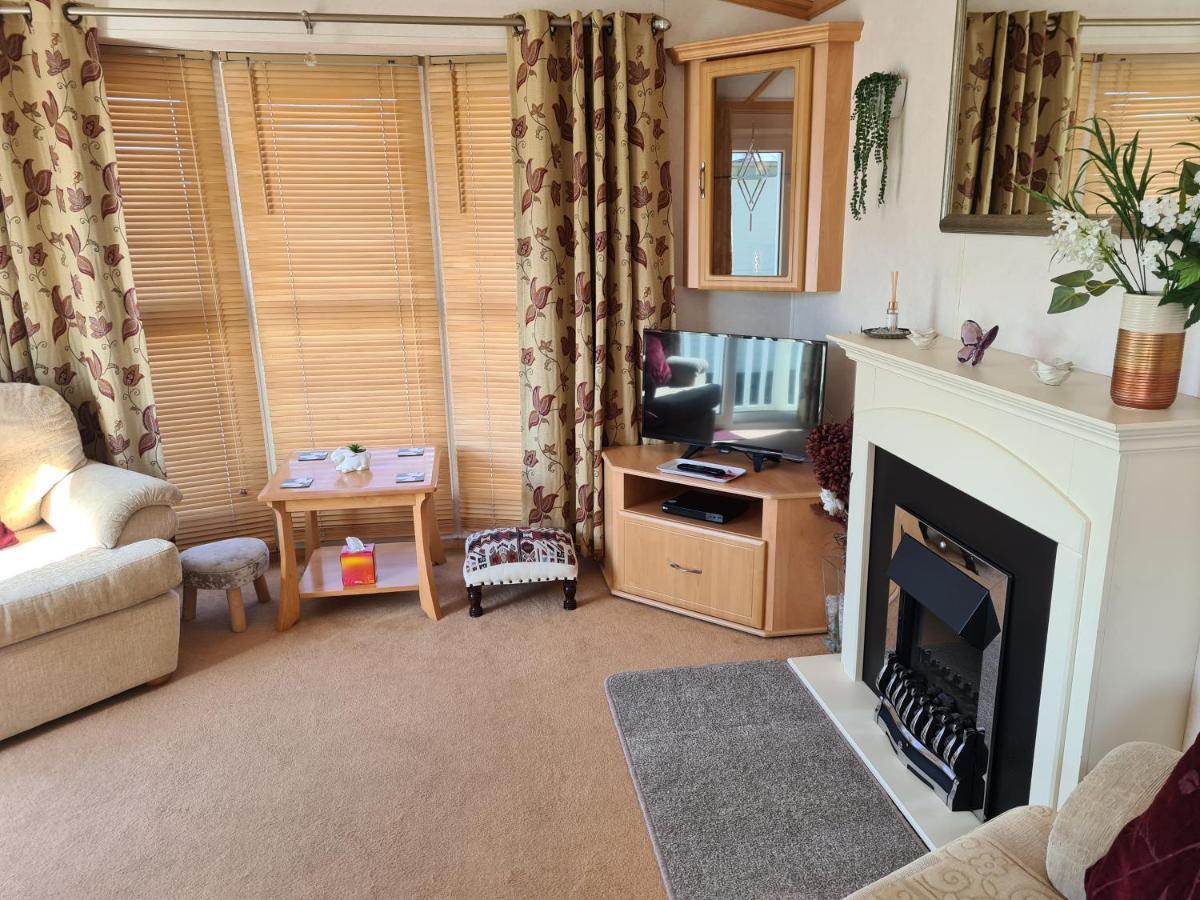 6 Berth Central Heated On The Chase Roxburgh Free Wifi Ingoldmells Bagian luar foto