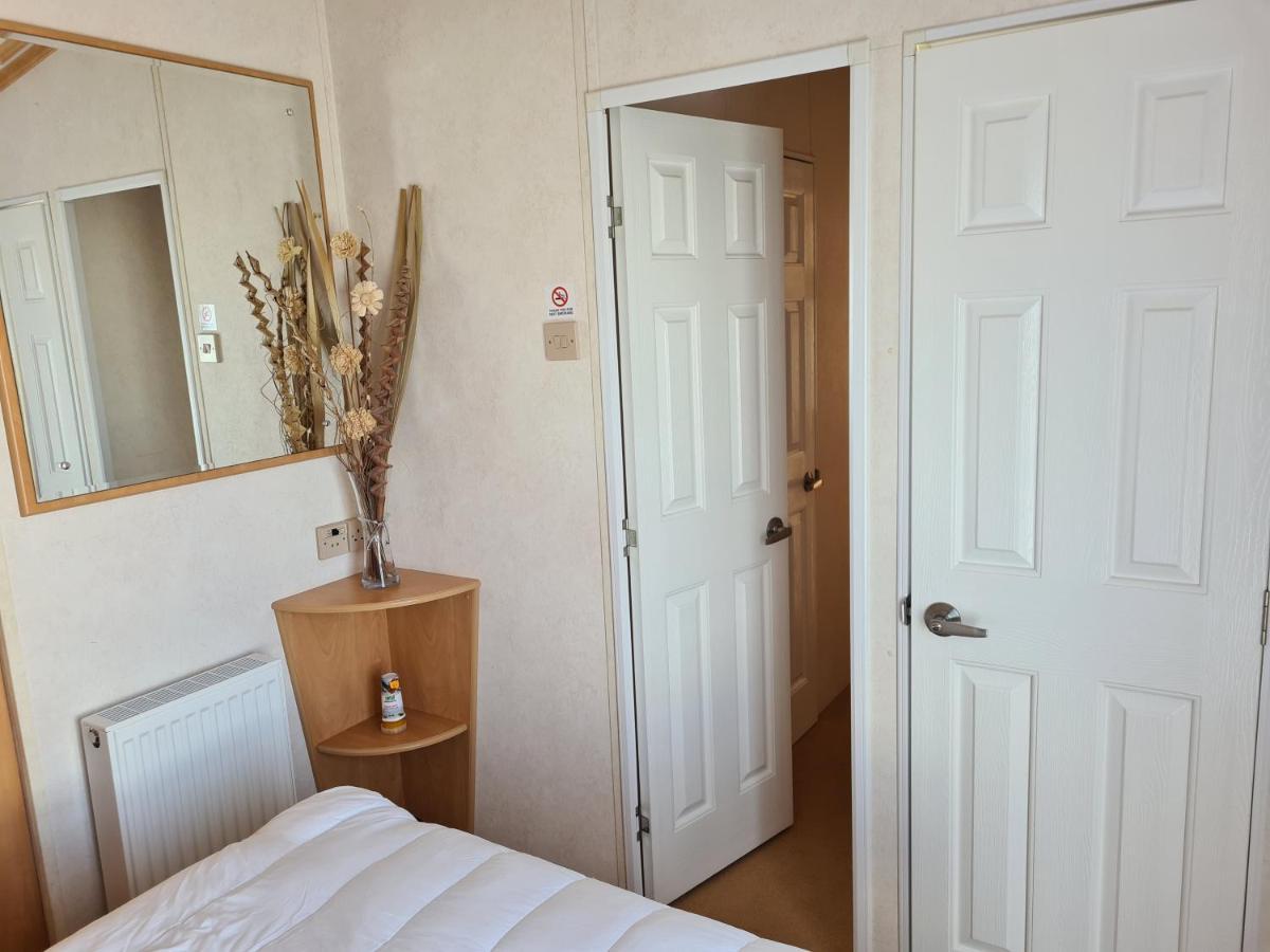 6 Berth Central Heated On The Chase Roxburgh Free Wifi Ingoldmells Bagian luar foto